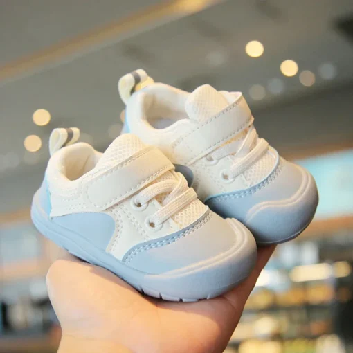 Atmungsaktive, Rutschfeste Sneakers mit Klettverschluss - Image 6