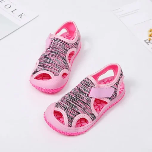 Atmungsaktive Sportsandalen mit Zehenkappe für Sommer - Image 4