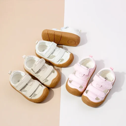 Hochwertige Sneaker-Sandalen mit Klettverschluss