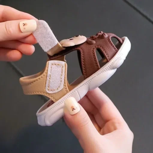 Baby Sommersandalen für Jungen & Mädchen mit Bär Motiv – Rutschfest, Weiche Sohle - Image 6