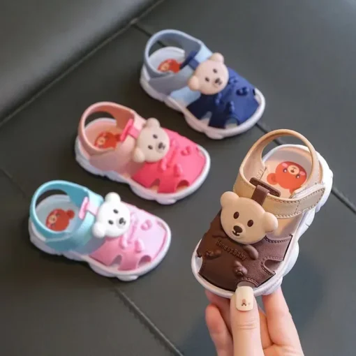Baby Sommersandalen für Jungen & Mädchen mit Bär Motiv – Rutschfest, Weiche Sohle